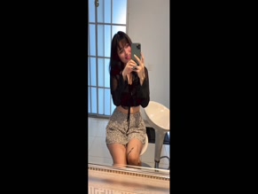 Prinssex7 bathroom selfie tongue tease