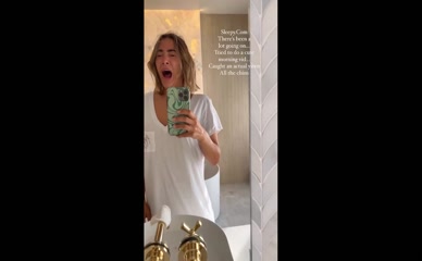 Frankie Bridge Bathroom Mirror Selfie Water Sounds