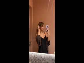 cassandra.delia.free Visible Cleavage V-neck Top