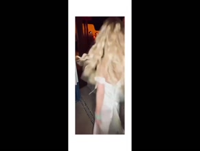 Britney Spears Barely-Contained Tits Dance