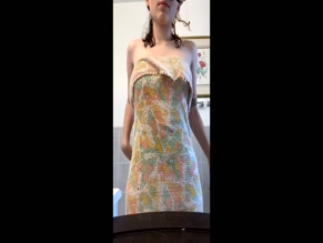 Maniacakes full frontal towel drop