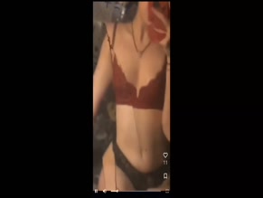 thepinkladyy lingerie mirror selfie