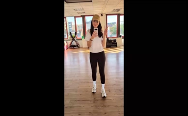 Jane Douglas cameltoe leggings gym selfie
