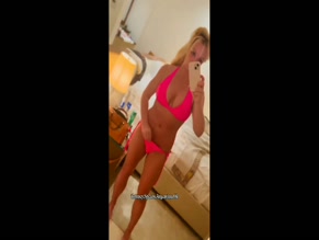 Britney Spears bikini mirror selfie.
