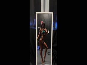 kikimiia competition bikini pose
