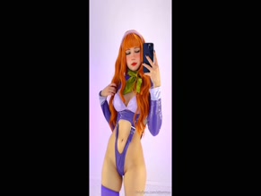 Sthormyy Daphne Cosplay Nude Selfie