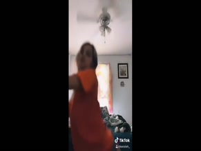 Daddyslilhoe Titty Drop