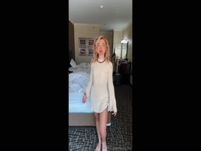 bougie.free Topless Dress Reveal
