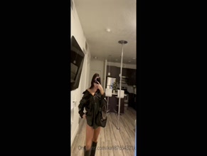 ka987654321k Nude Lingerie Reveal