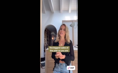 Kristin Cavallari cleavage tease