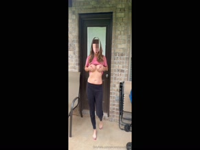 sincerelyyoursnow displays bare breasts