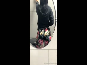 jessierager Padded Floral Shorts Backside View