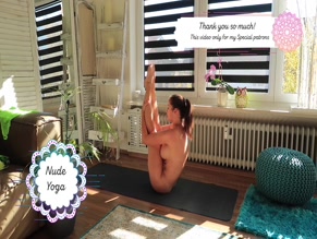 Nude Yoga: Fitandlingerie's Full Body Stretch Routine