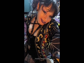 Jazzy.wolf Tits and Tongue Tease
