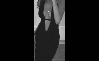 posiejosie body exposure
