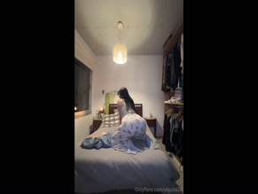 olguita26: Ass in thong on full display