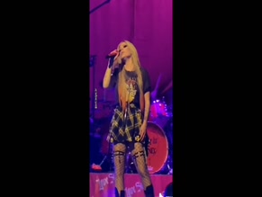 Avril Lavigne Skirt Lift Concert