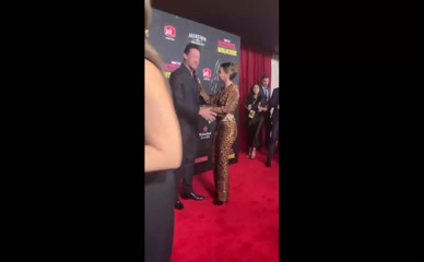 Dafne Keen wardrobe malfunction red carpet
