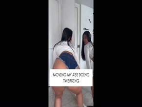 Michisanz1 Twerking Ass