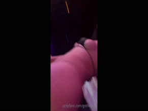 gothkaren exposed body