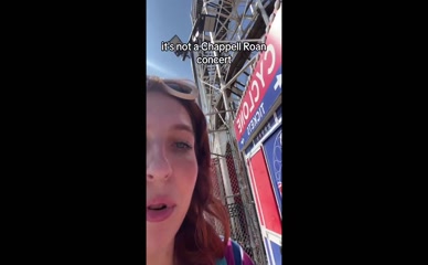 Megan Bitchell Rollercoaster Fail