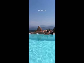 Elizabeth Hurley Bikini Poolside Tits Ass
