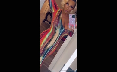lyricblaze in revealing dress selfie