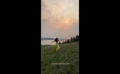 Erin Karpluk nude dance.