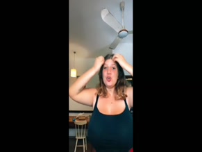 Ori Yaron Big Tits Dance