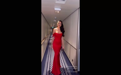 Nicole Scherzinger Red Dress Cleavage Walk
