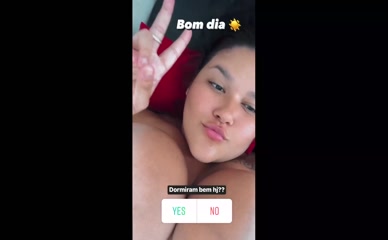 Clarahmartins topless peace sign bed selfie
