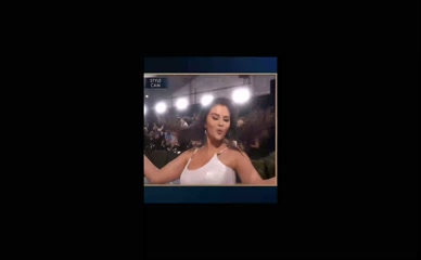 SELENA GOMEZ TITS