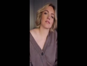 Natalya Zemtsova bare shoulder tease