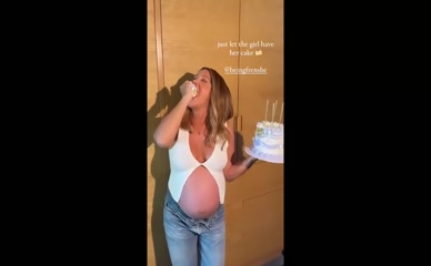 Ashley Tisdale Pregnant Cake Eating