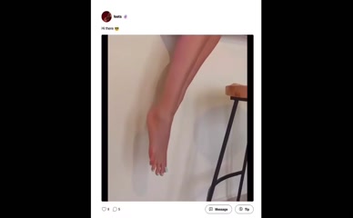 Dyana Aryan bare feet tease