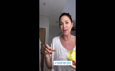 Lisa Snowdon's Cleavage Slip in Skincare Routine