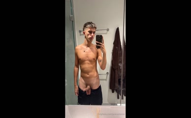 Jackcameron's Hard Cock Selfie