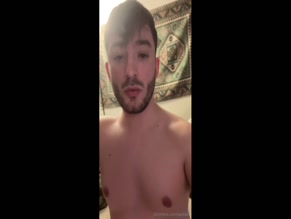 Qwikboi's Bare Belly Rubdown