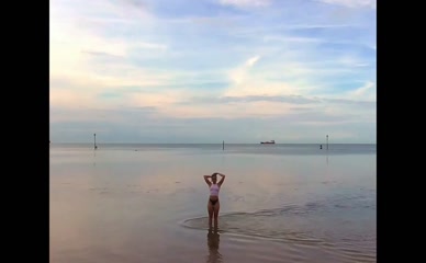 Ella Eyre nude ass beach walk.