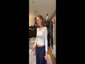 Caitlin Ann Tries On Crop Tops
