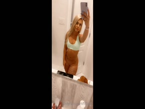Fit Faith Nude Mirror Selfie