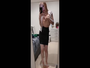 realsindyday topless mirror selfie