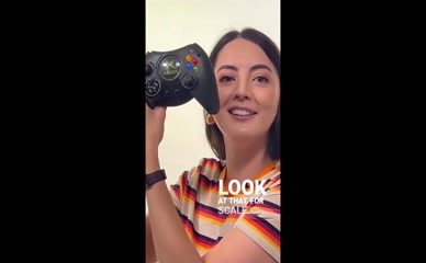 Jane Douglas Xbox Controller Size Comparison