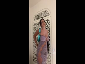 Sarah Curr cleavage dress TikTok