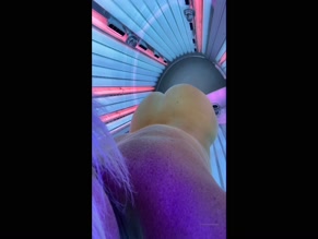 Texasthighs Ass Tanning Bed