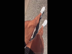 musclemummyxxx: shows legs after Outdoor Walk