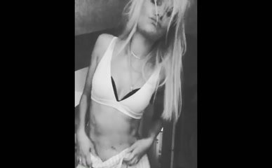 Anita Briem Abs Reveal