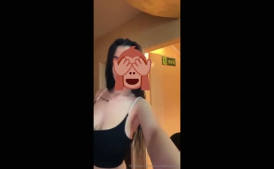 touchofabutterfly topless bounce