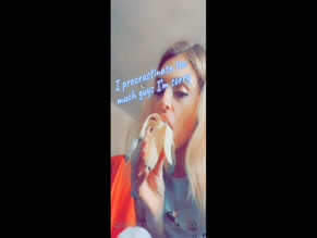 Mackenzielohan Banana Oral Sex