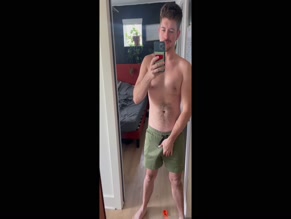 Shirtless Hoosier.daddy.x Bulge Tease